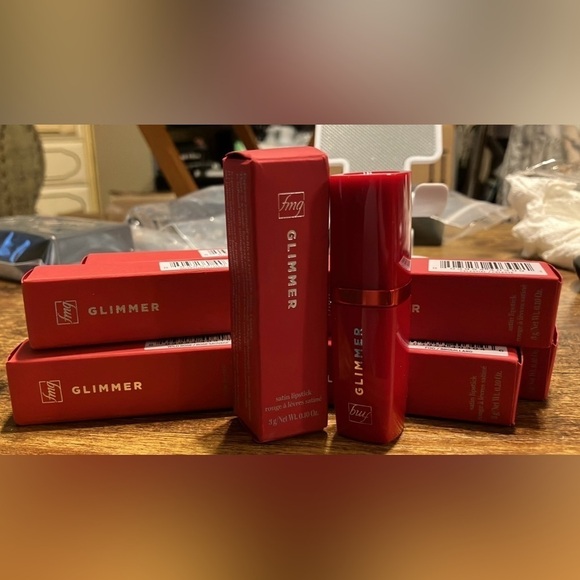 👁️ FMG SATIN LIPSTICK GLIMMER Avon Discontinued Colors WILD ROSE - Picture 2 of 7